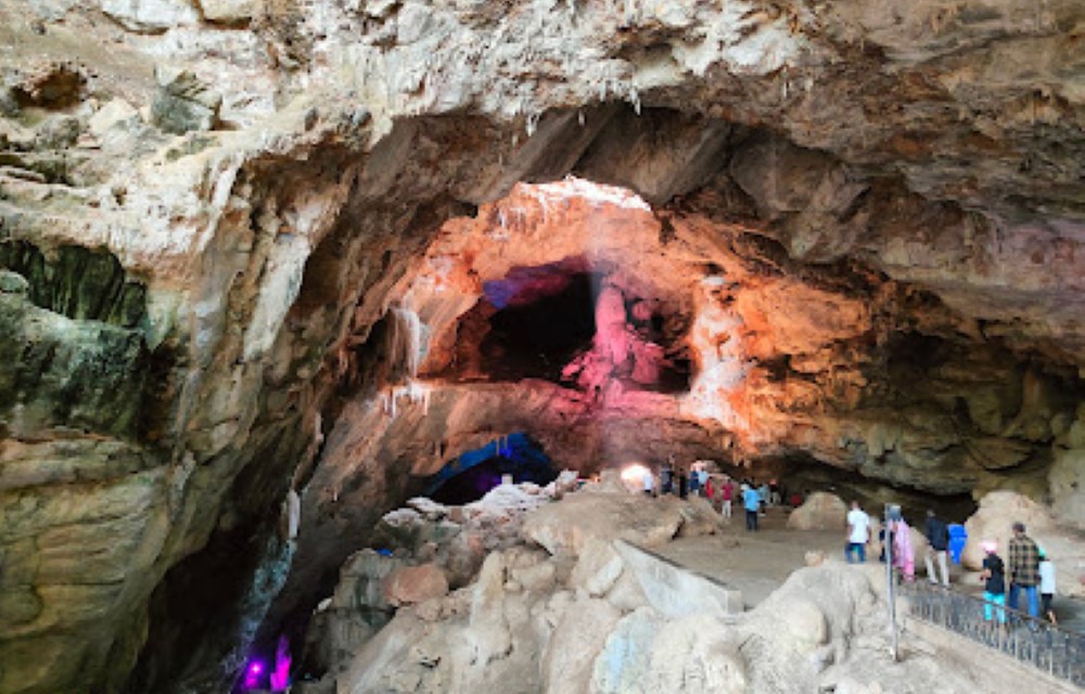 Borra Caves
